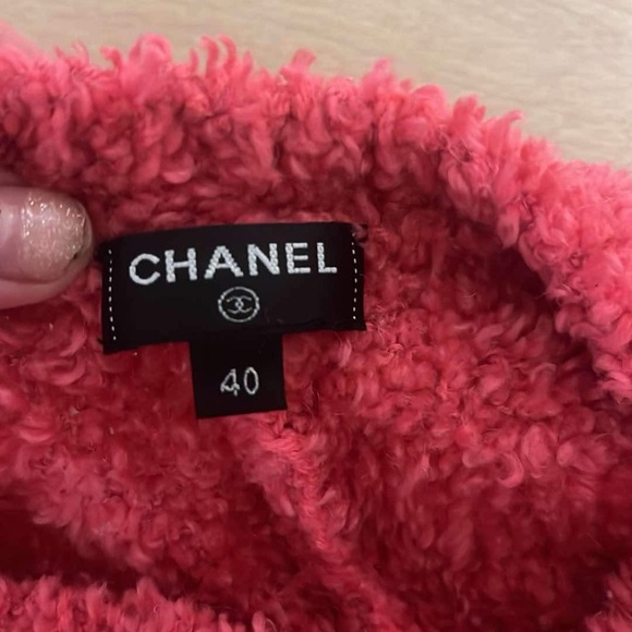 Pink sweater - Picture 3 of 3